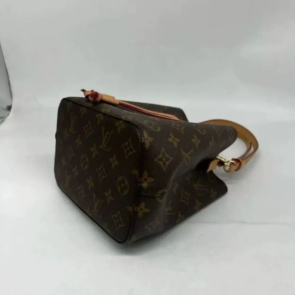 Louis Vuitton Women Pre-Loved Bag Very Good Condition